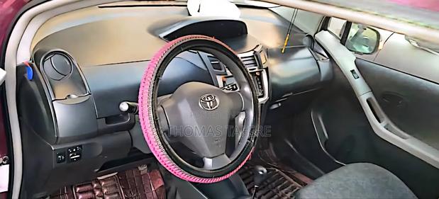 Toyota Yaris 2010 Burgundy