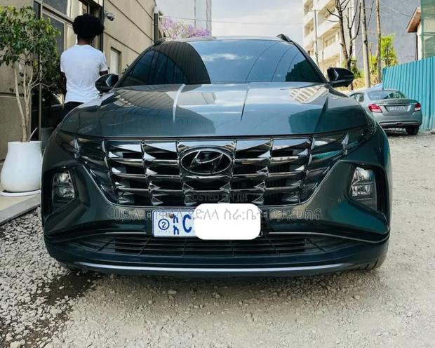 Hyundai Tucson 2022 Green