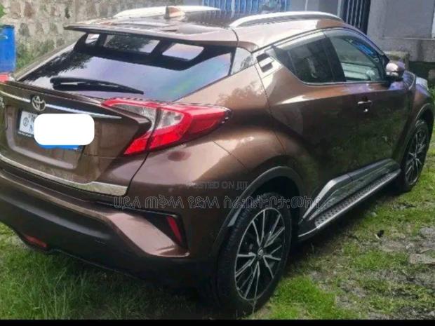 Toyota C-HR 2018 Burgundy