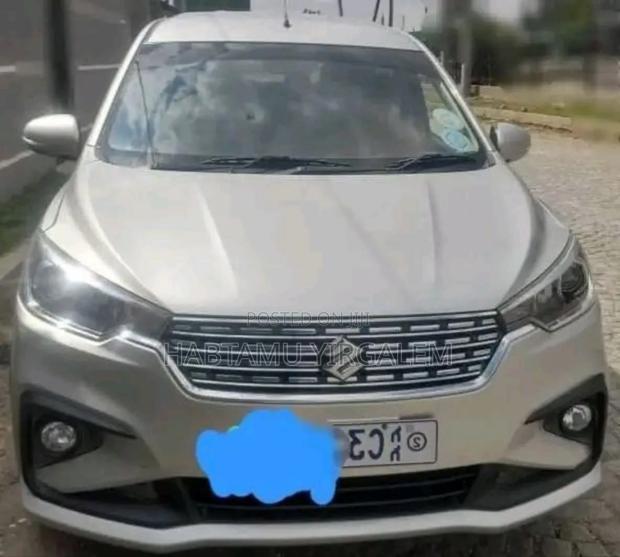 Suzuki Ertiga 2021 Silver
