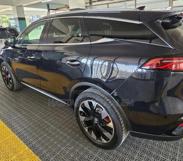 BYD Tang EV 2024 Blue