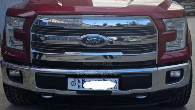 Ford F-150 Lariat 4x2 SuperCab Styleside 6.5 ft. box 145 in. WB 2017 Red
