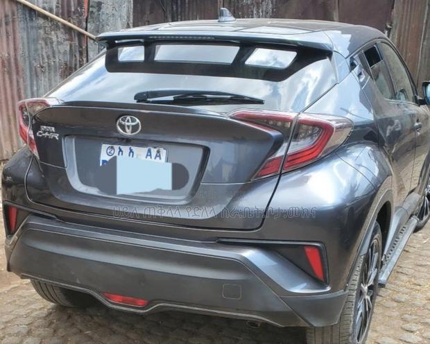 Toyota C-HR 2020 Gray