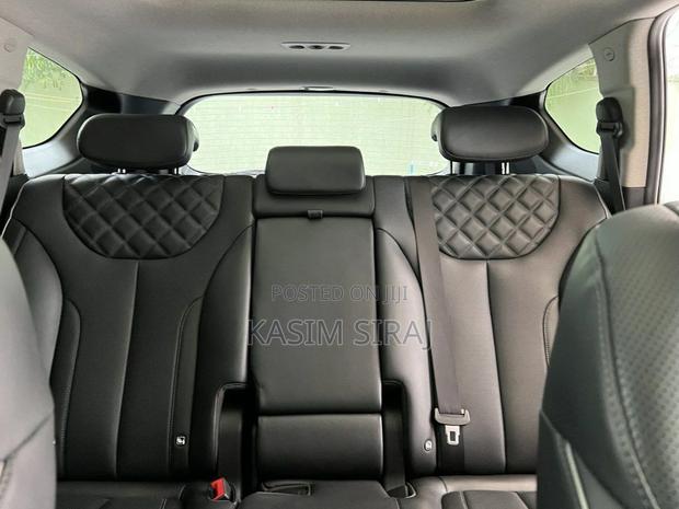 Hyundai Santa Fe Hybrid Limited AWD 2023 Gray