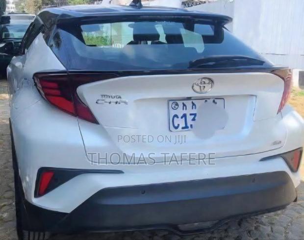 Toyota C-HR 2022 White