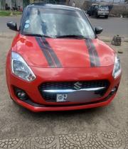 Suzuki Swift 2022 Red for sale