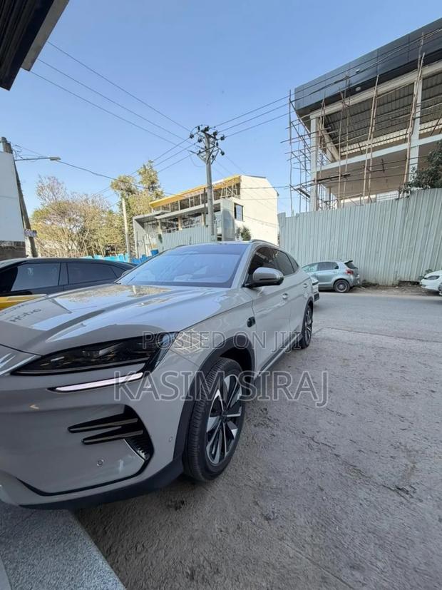 New BYD Tang DM-i 2025 Blue