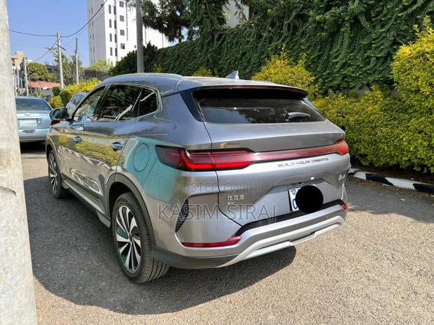 BYD Song Plus 2025 Gray