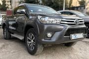 Toyota Hilux 2017 Gray for sale