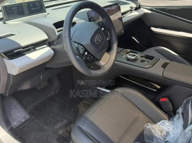 New Toyota bZ4X Limited AWD 2025 Black