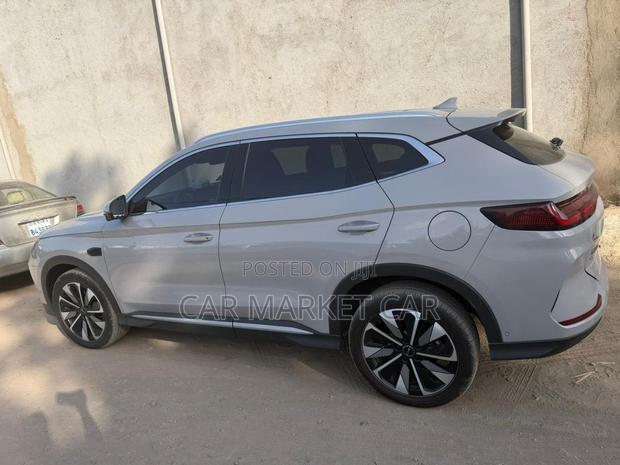 BYD Song Plus 2025 White