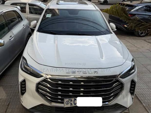 Jetour X70 Plus 2023 White
