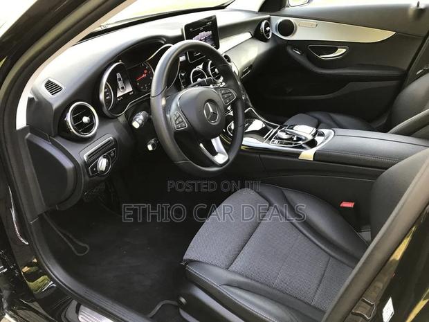Mercedes-Benz C180 2017 Black