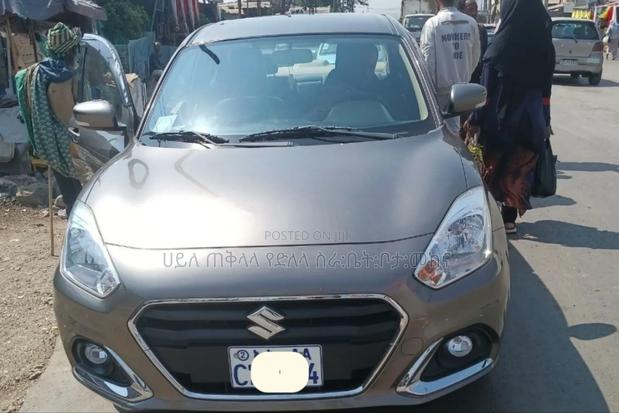 Suzuki Dzire 2023 Gray