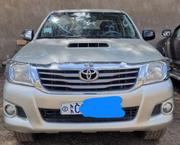 Toyota Hilux SR 4x4 2014 Silver for sale