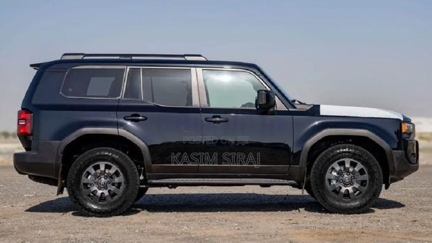 New Toyota Land Cruiser Prado 2.4 Hybrid 2025 Black