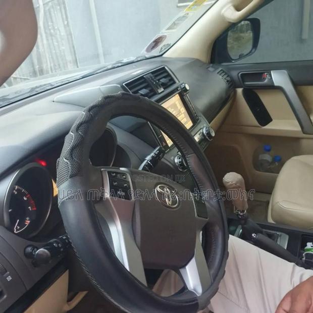 Toyota Land Cruiser Prado 2014 Black