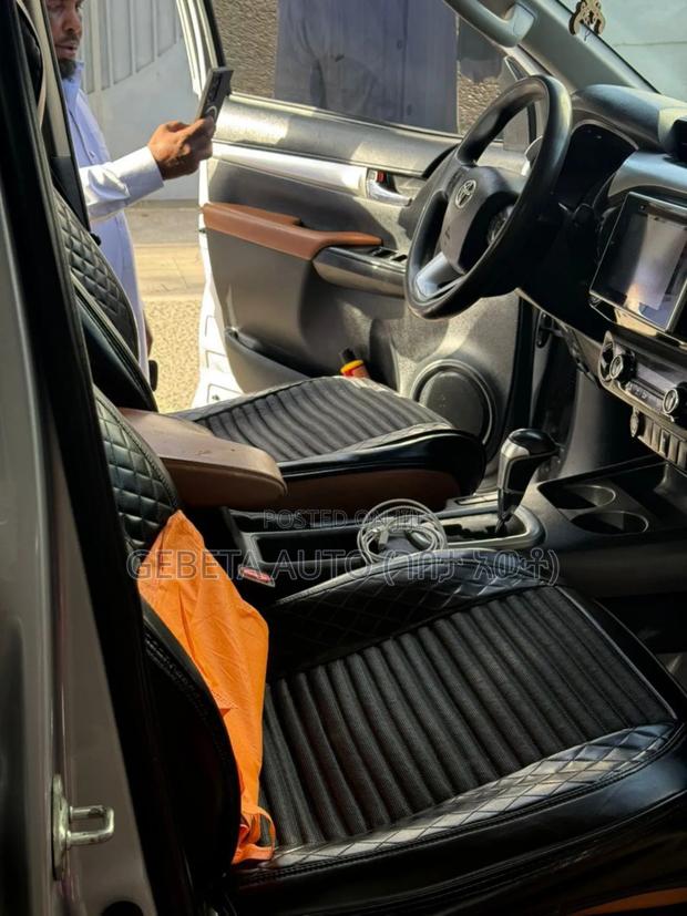 Toyota Hilux 2020