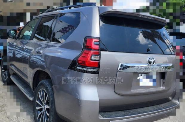Toyota Land Cruiser 2021