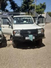 Toyota Land Cruiser 2017 Silver for sale