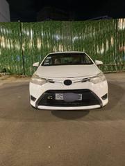 Toyota Yaris SE Hatchback 5dr 2013 White for sale