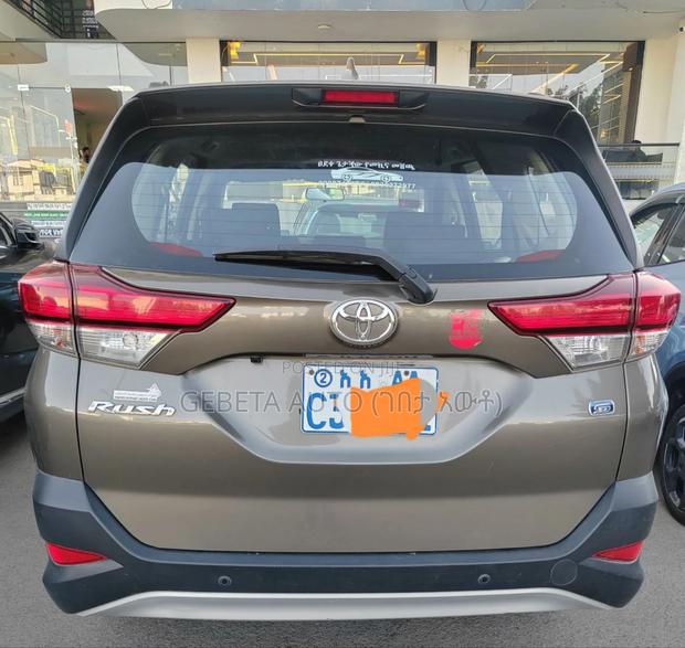 Toyota Rush 2023