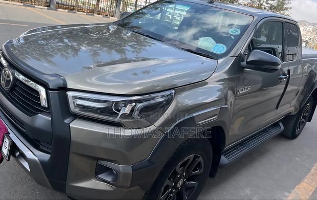Toyota Hilux 2021