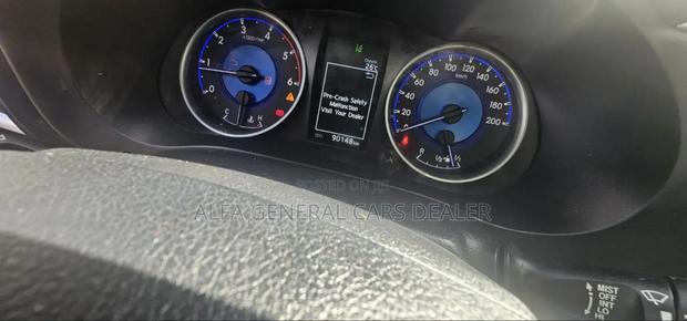 Toyota Hilux 2019 Gray