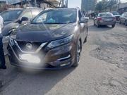 Nissan Qashqai 2018 Brown for sale