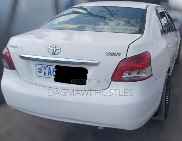 Toyota Yaris 1.3 VVT-i Automatic 2007 White