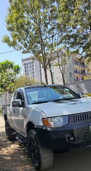 Mitsubishi L200 2008 White for sale