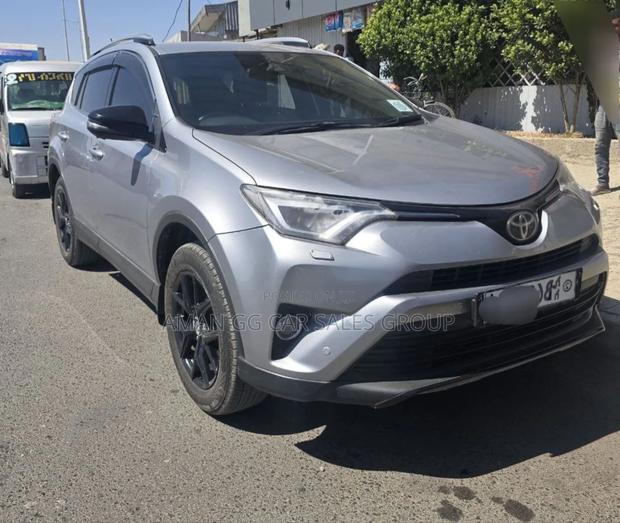Toyota RAV4 2014 Silver