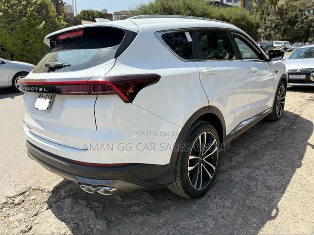 Jetour X70 Plus 2022 White