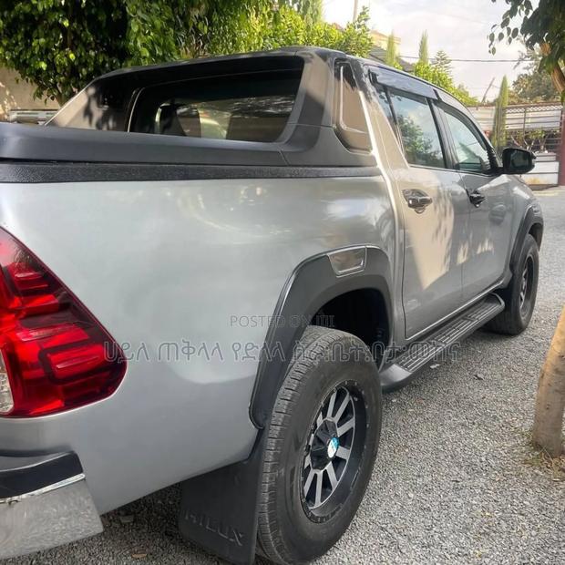 Toyota Hilux 2017