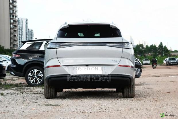 New BYD Sealion 7 EV 523hp AWD 2025 Blue