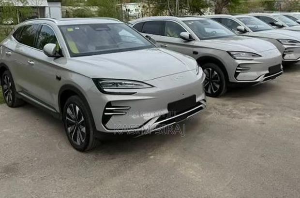 New BYD Song Plus 2025 Blue