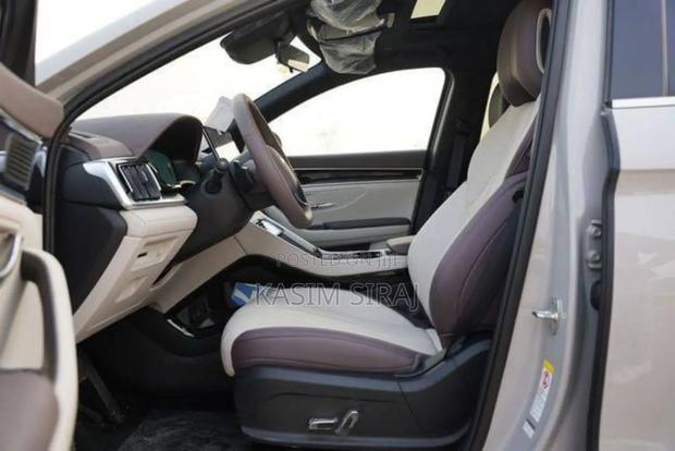 New BYD Song Plus 2025 Blue