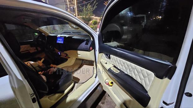 Toyota Hilux 2010 White