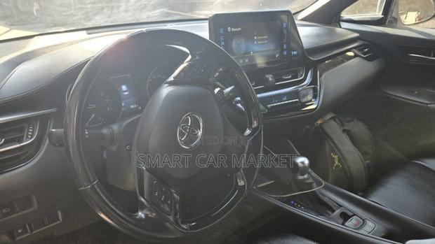 Toyota C-HR 2019 White