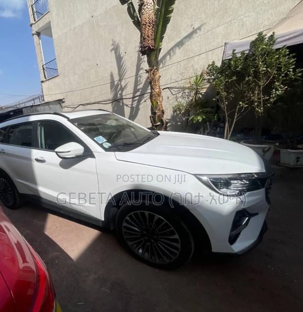 Jetour X70 Plus 2024 White