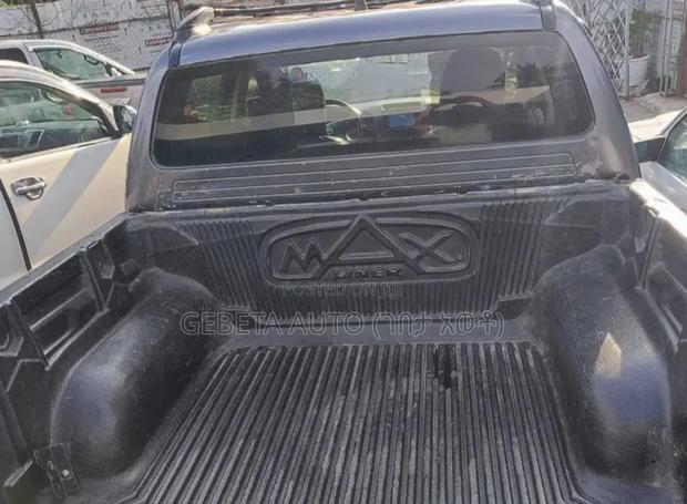 Toyota Hilux 2010