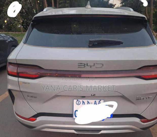 BYD Song Plus EV FWD 2024 White