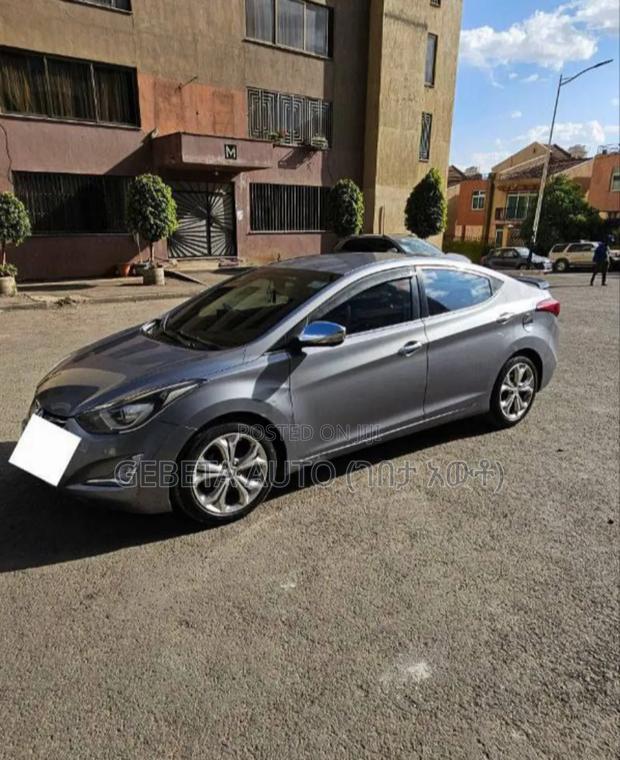 Hyundai Avante 2014
