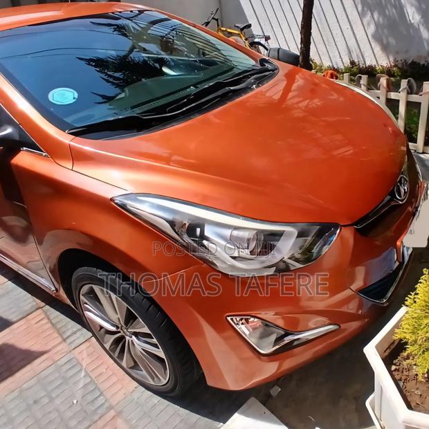 Hyundai Avante 2015