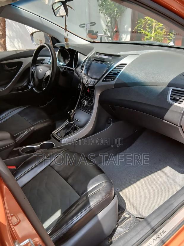 Hyundai Avante 2015