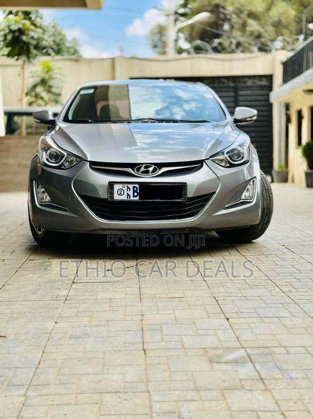 Hyundai Avante 2015 Silver