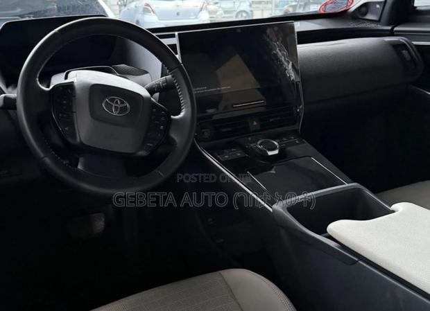 Toyota bZ4X 2024