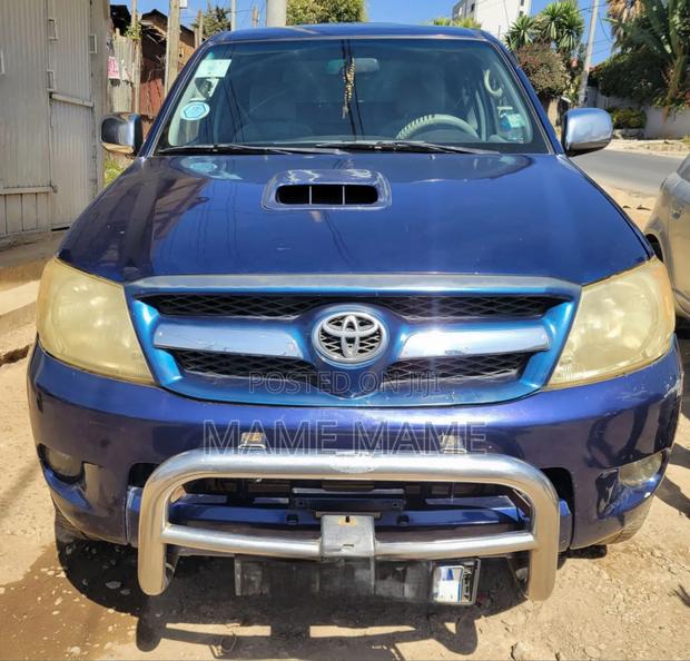 Toyota Hilux 2008 Blue