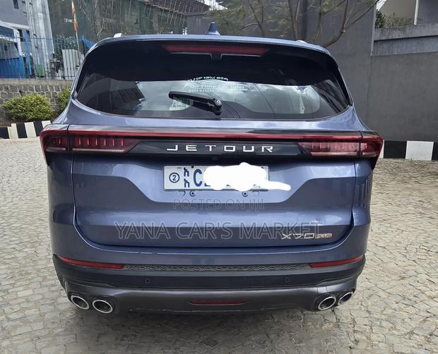 Jetour X70 Plus 1.5 7-Seater FWD 2022 Blue