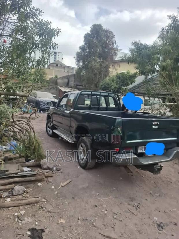 Toyota Hilux 2800 Raider D-Cab 2004 Blue